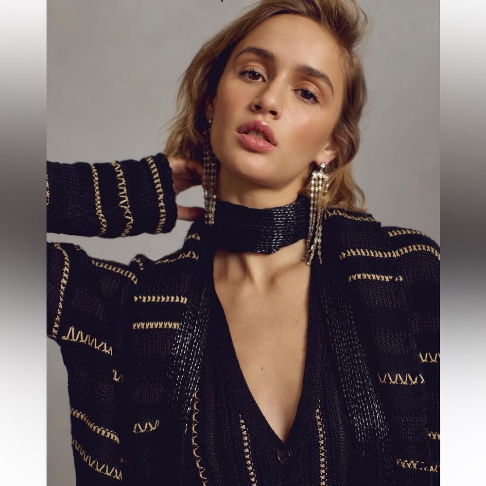 Ralph Lauren Pre-Fall ‘23 Embroidered Stripe Crochet Knit Silk Linen Vest - Picture 4 of 17